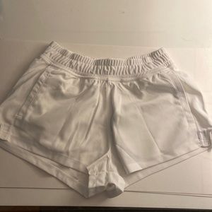 NWT Oakley white shorts!!